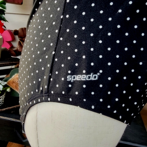 SPEEDO ♡ Sweet 1pc Black 'n White Polka Dot Low V Padded Bralette Swimsuit 10 - Picture 3 of 16